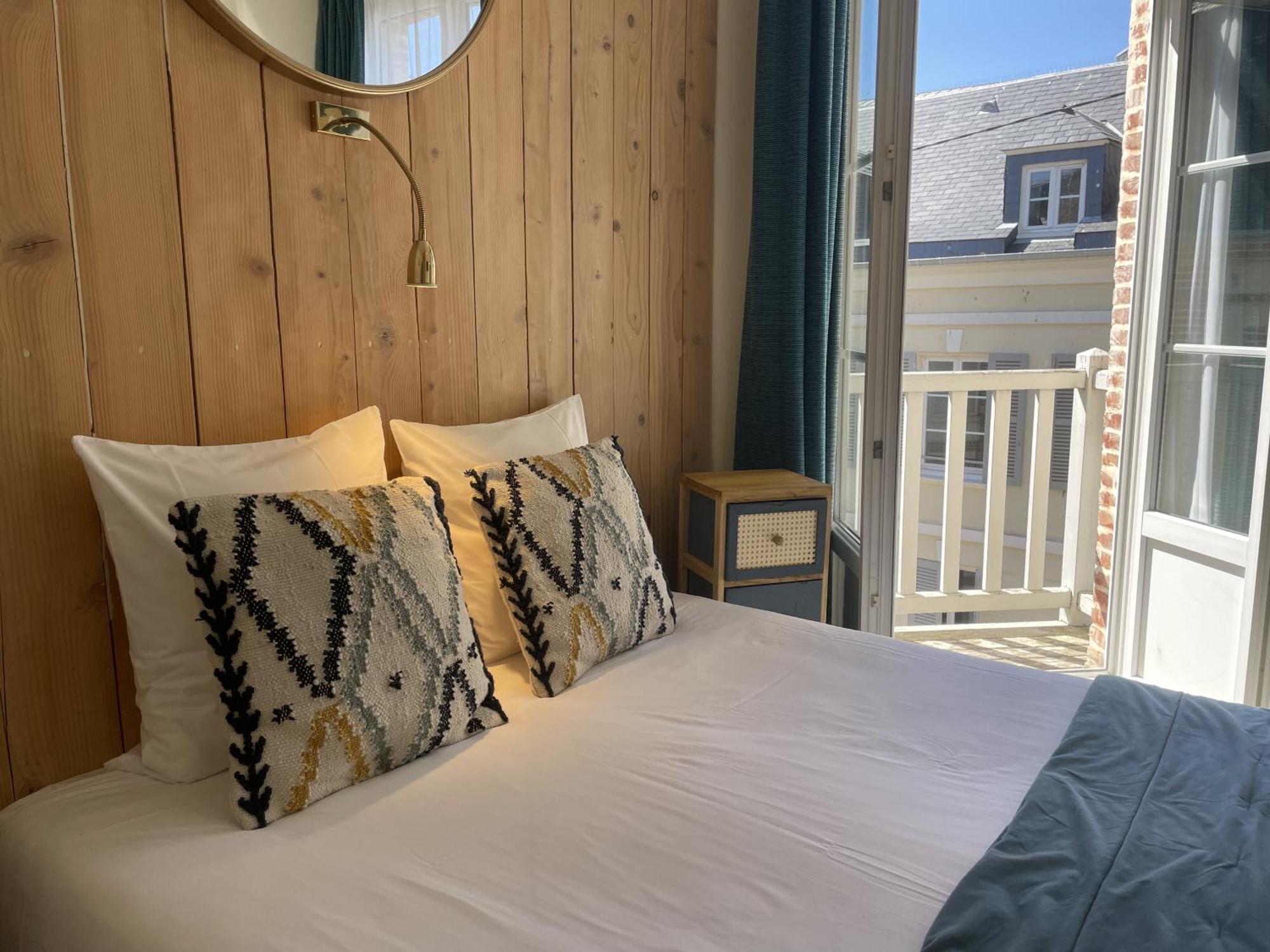 Le Trouville - Hotel De Charme Luaran gambar